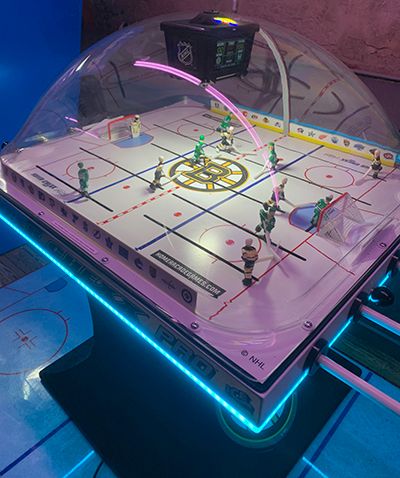 Bubble Hockey - Bruins vs. Canadiens